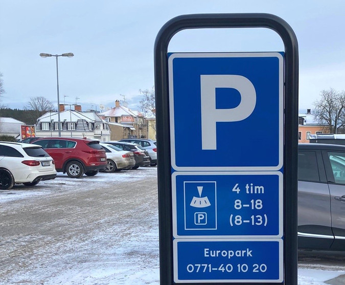 Bild till nyheten Finspångs kommun om­reglerar parkeringen på Lidl